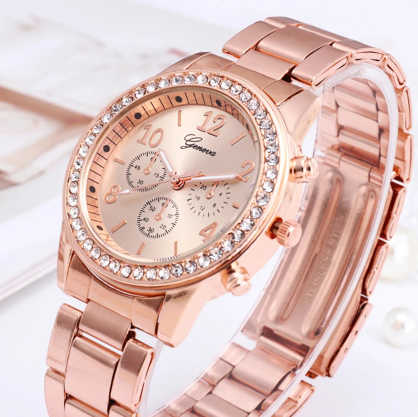 Luxury Quartz Watch Women Business Fashion Casual Round Rhinestone Silver Stainless